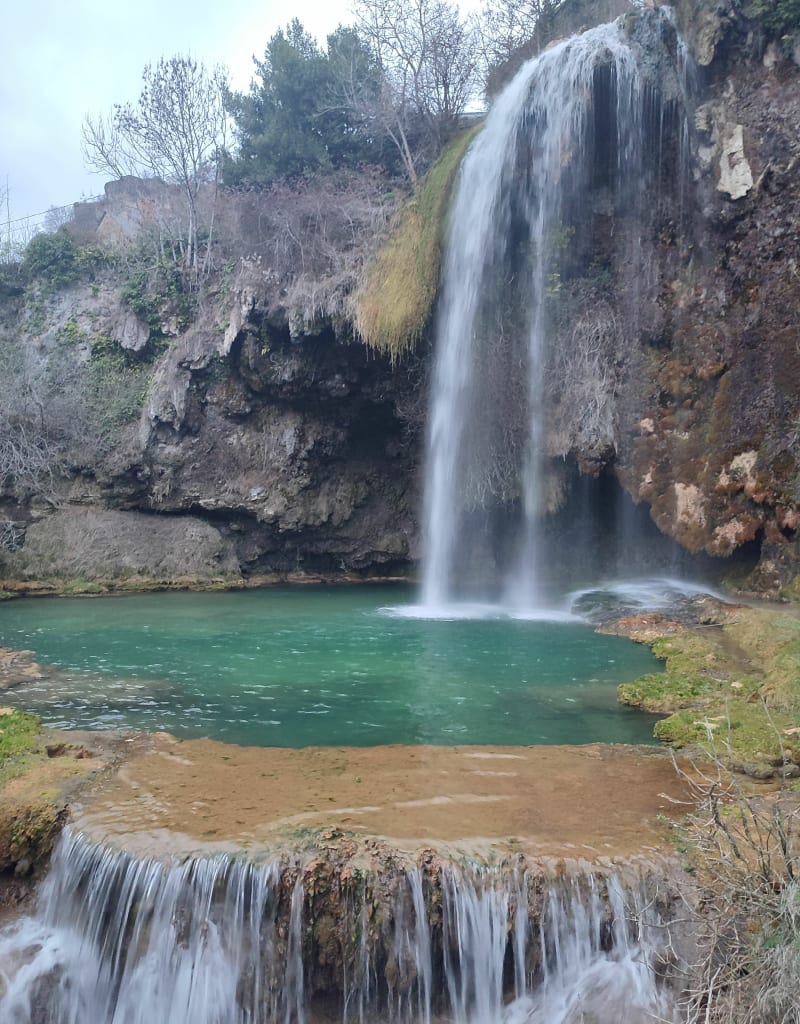 De salle la Source à la cascade de la Roque - Salles-la-Source