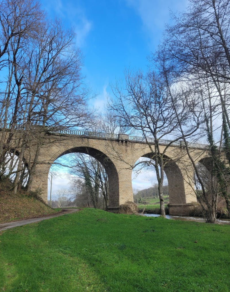 Creuse Nature par le viaduc de Sibilot. - Lafat