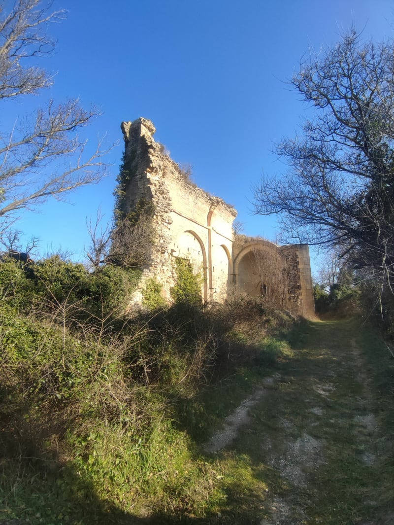Randonnée Saint Hilaire d'Ozilhan - Saint-Hilaire-d'Ozilhan