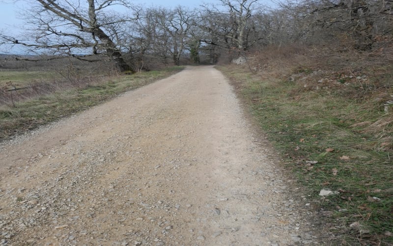 Chemin des anciens stades - Douelle