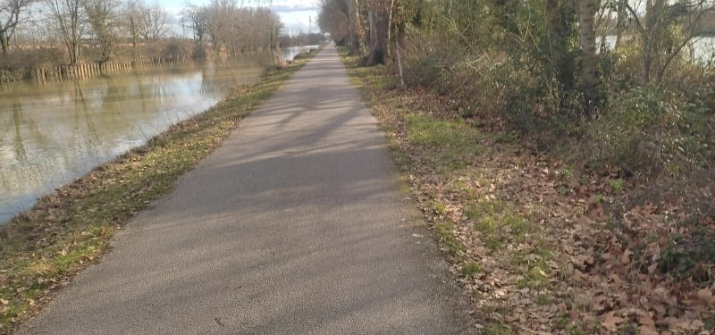 Entre bocage et canal en marche rapide - Fenouillet