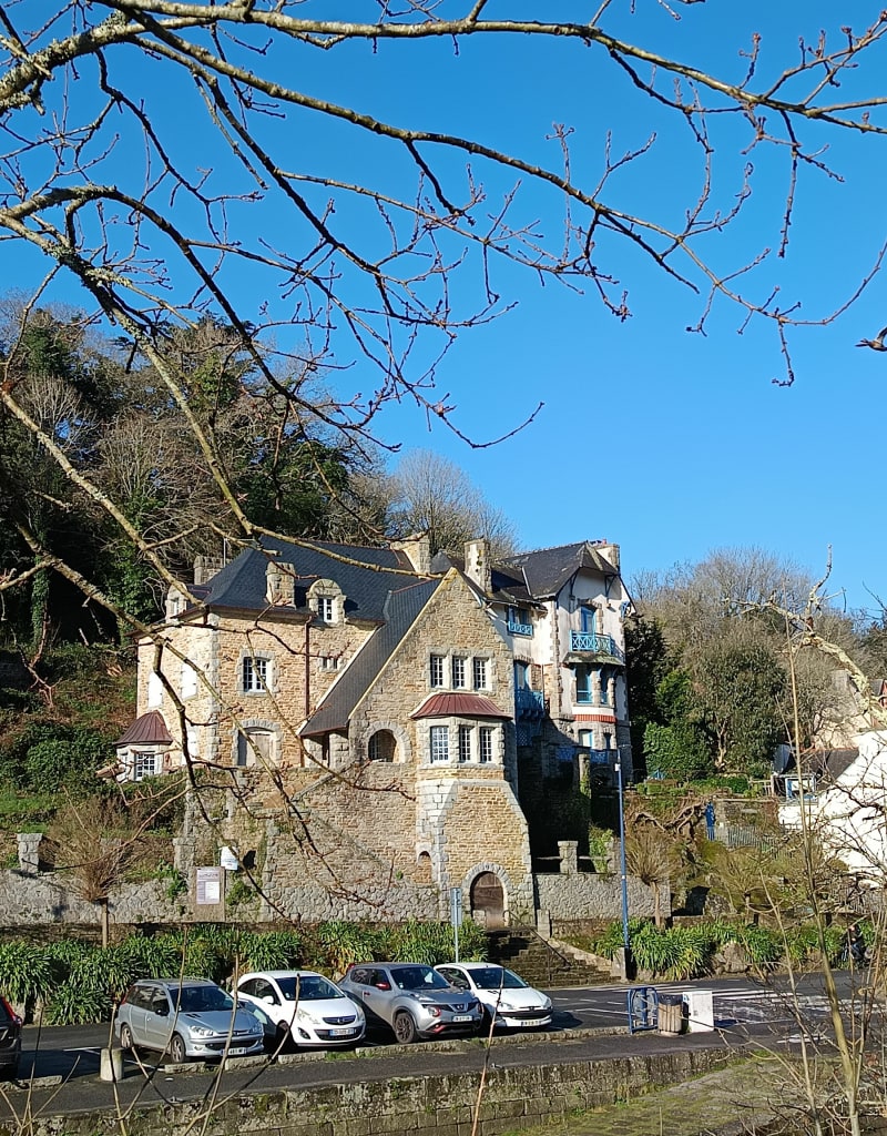 Tour de Pont-Aven et l'Aven - Pont-Aven