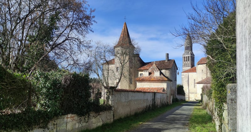 Boucle par le château de Fayol - Allemans