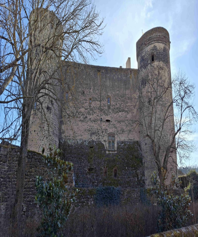 Autour du Château de Saint-Vidal - Polignac