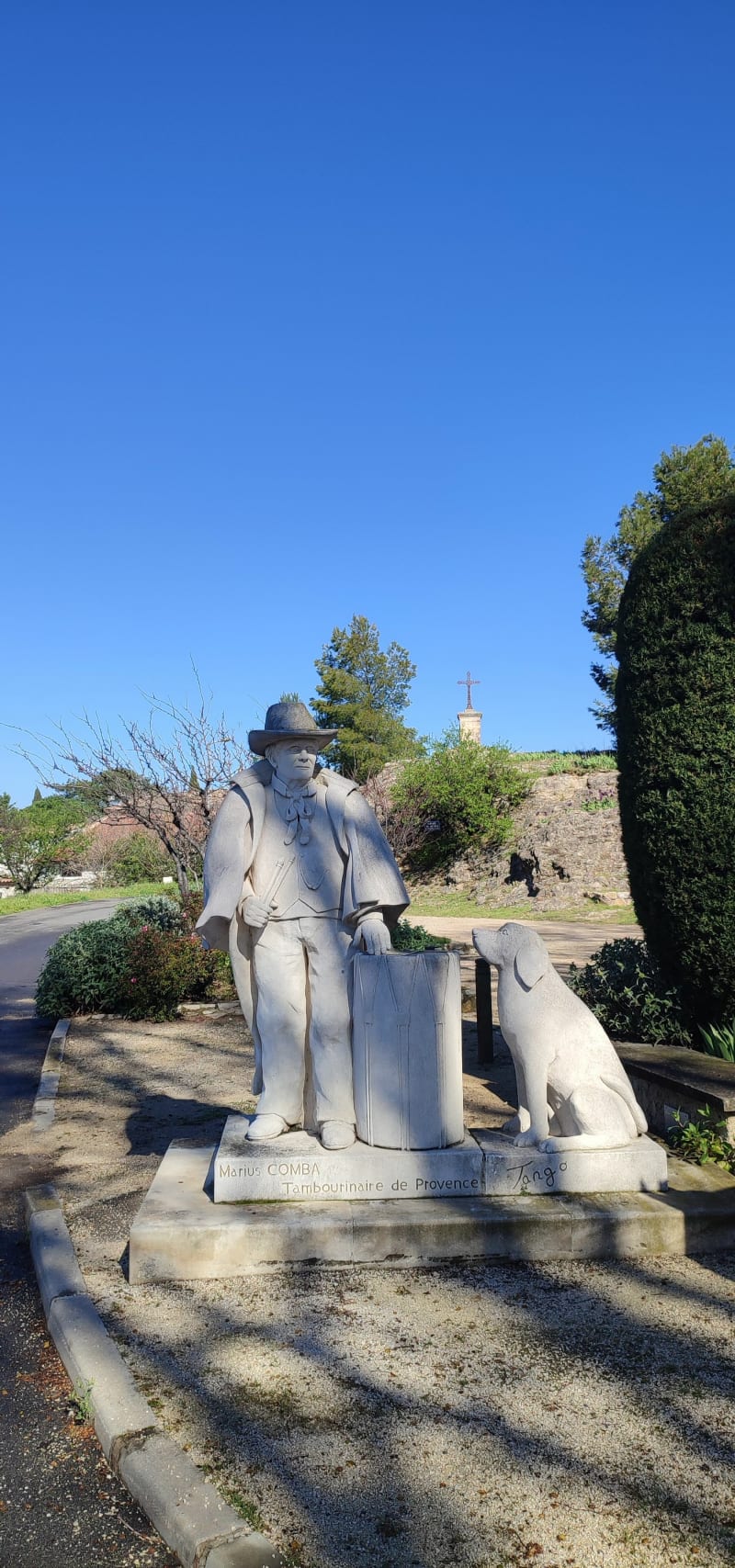 Les Alpilles, et trois petits cols .... à partir de Paradou - Paradou