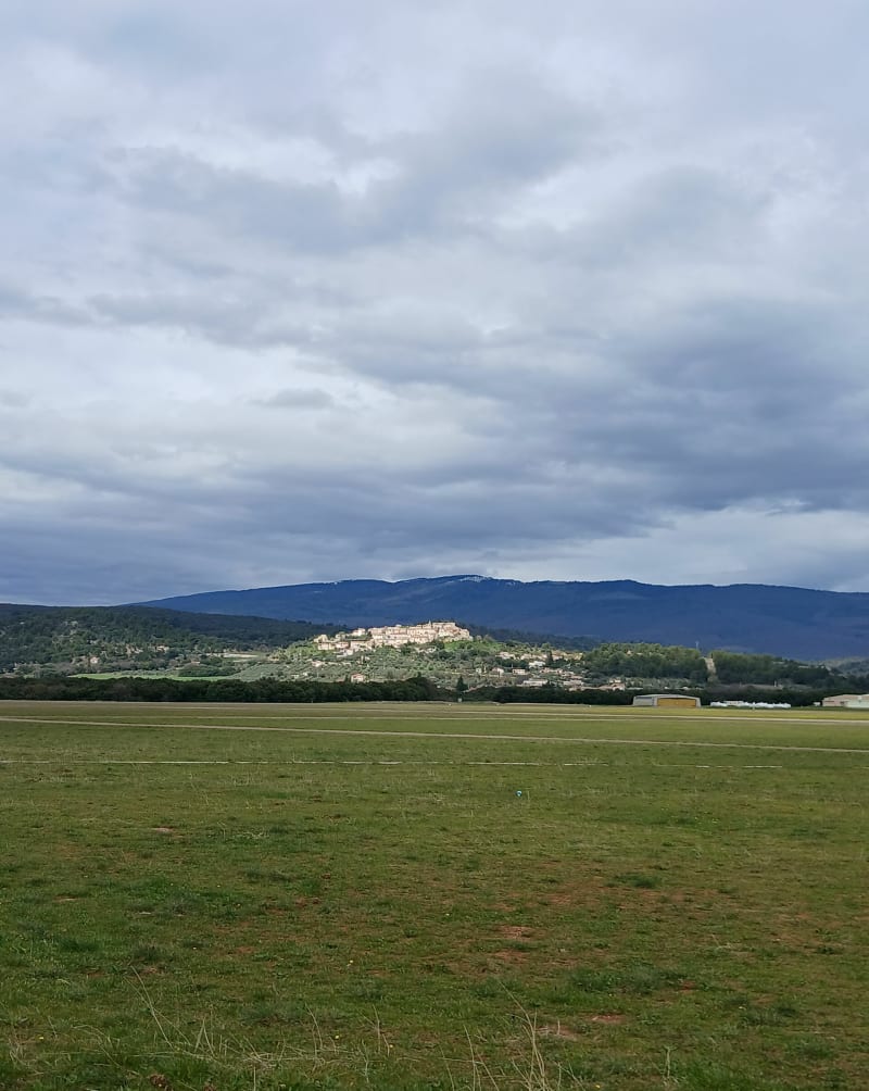 Tour de l'aérodrome de Saint-Auban - Château-Arnoux-Saint-Auban
