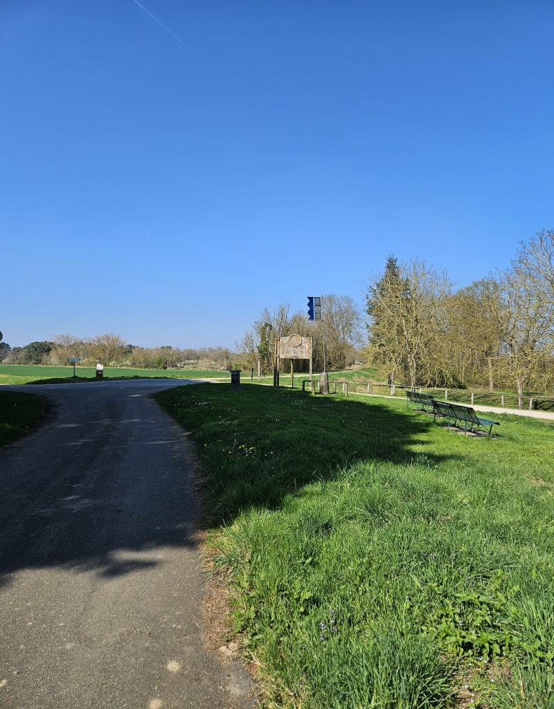 Petit tour par Tigy, Guilly, Sigloy - Tigy