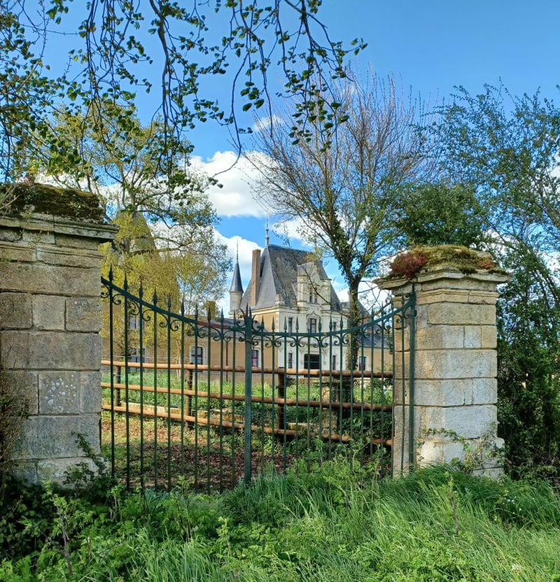 Sentier en utilisant le parcours vallon et coteaux de Champ sur Layon - Bellevigne-en-Layon