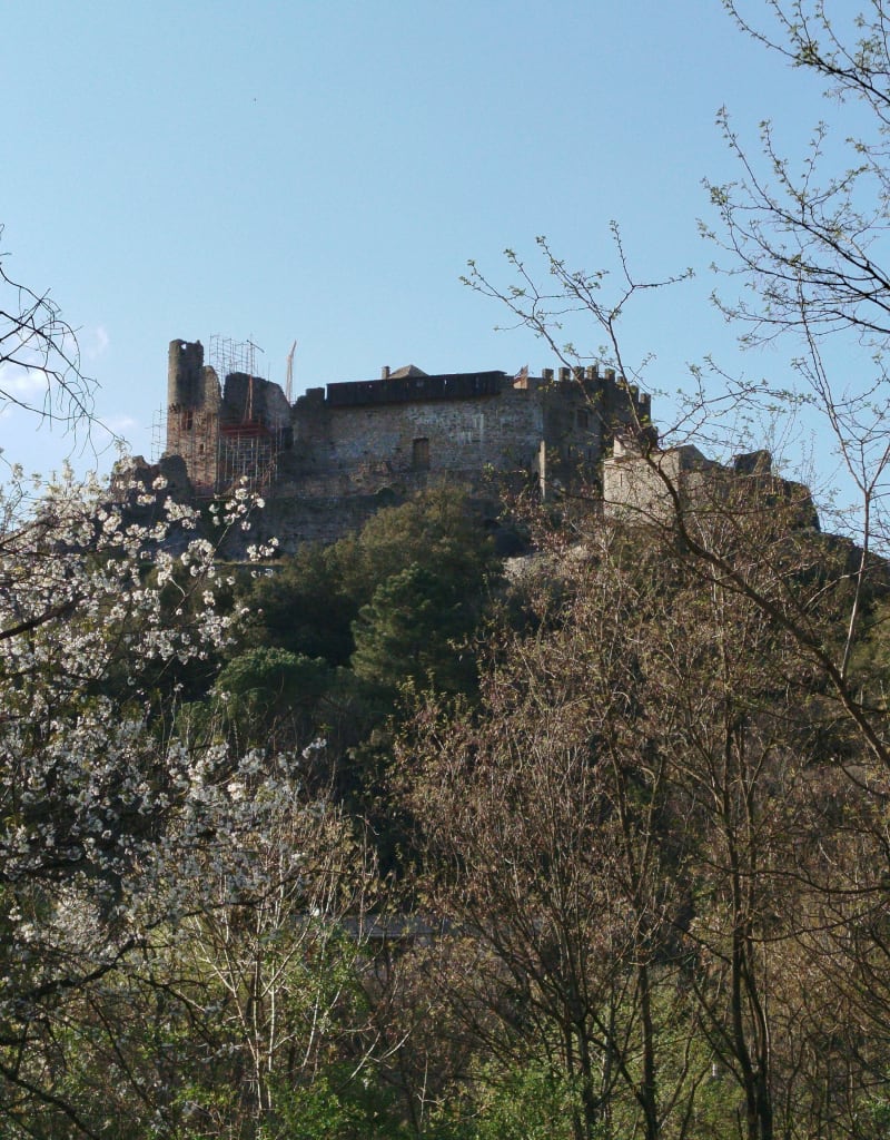 Château de Ventadour, Pont-de-Labeaume, par le chemin des brigands - Pont-de-Labeaume