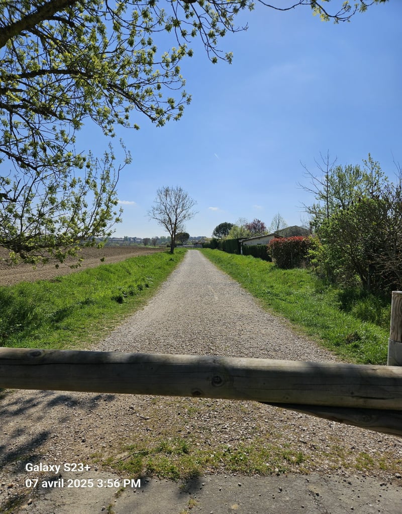 Chemin du Poutou  autour de Montbron - Montberon