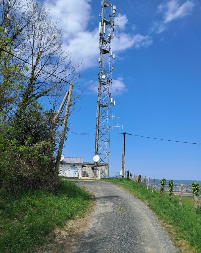 Le relais Aspois entre routes et chemins par Boumayou - Agnos
