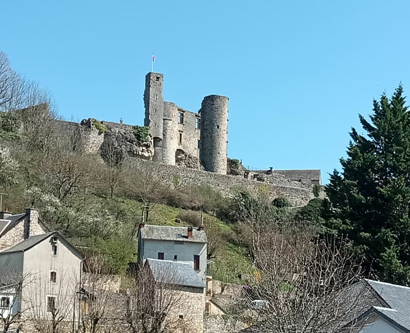 Boucle dans la vallée de l'Aveyron : Gages - Séverac l'églis - Montrozier