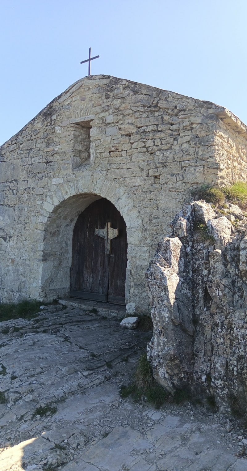Chapelle saint Médard sud retour par pas de court - Saou