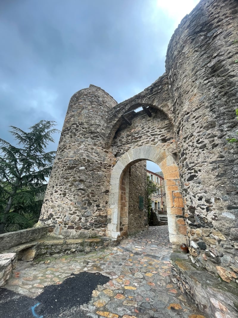 Balade à la cité de Castelnou - Castelnou