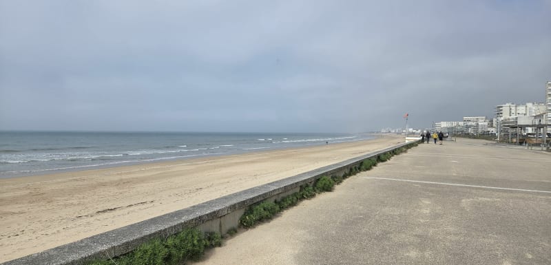 Esplanade de la mer de St Hilaire de Riez à St Jean de Monts - Saint-Hilaire-de-Riez