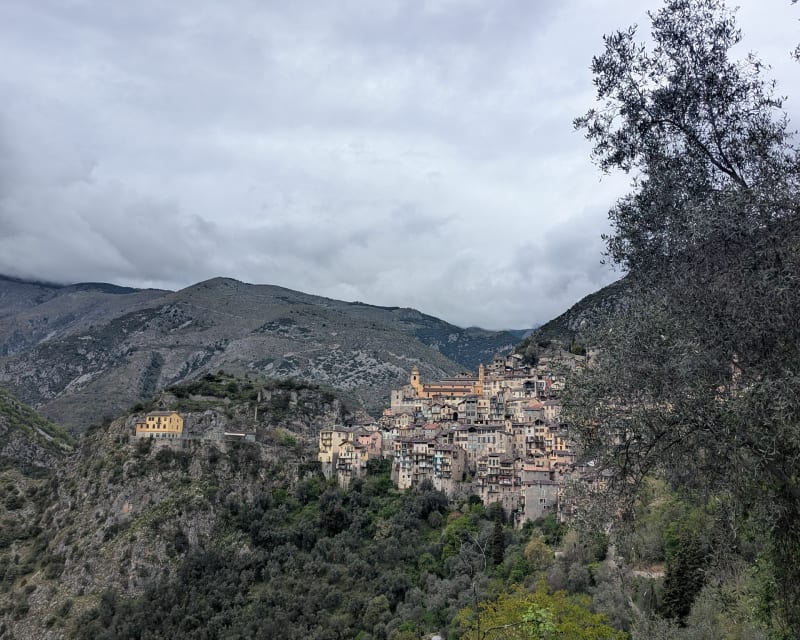 La chapelle Sainte-Croix de Saorge en boucle - Saorge