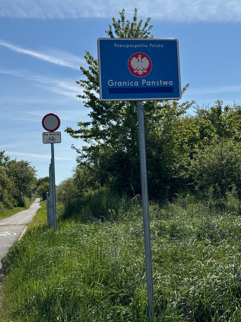 Wzdłuż granicy - Warzymice