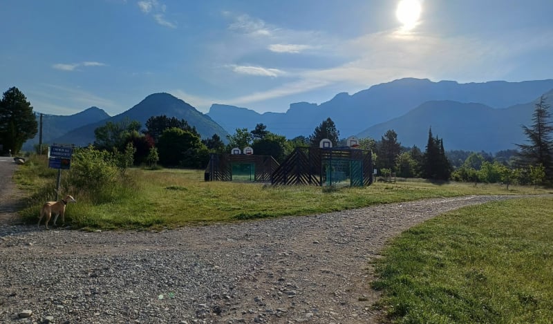 Hameau des Plas à la gare de Die - Die