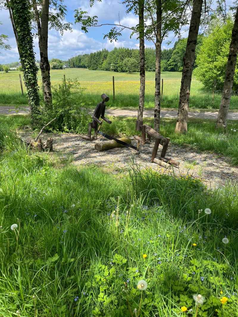 Petite balade dans les chemins et le village de Renwez - Renwez