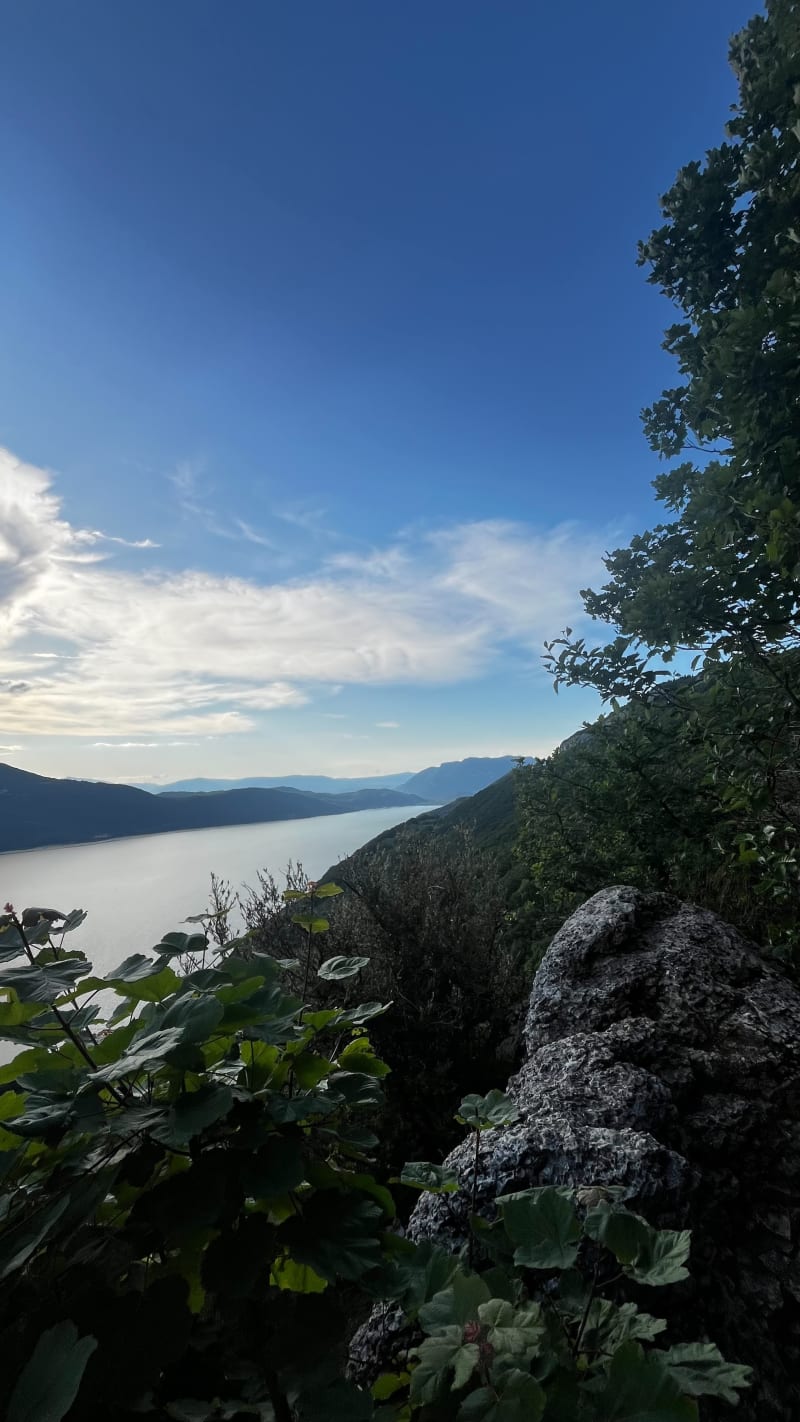 La grotte des Fées par le parking du Haut - Aix-les-Bains