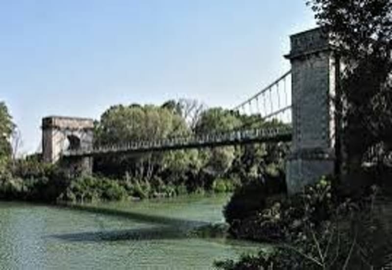 Arles - Fourques - Arles