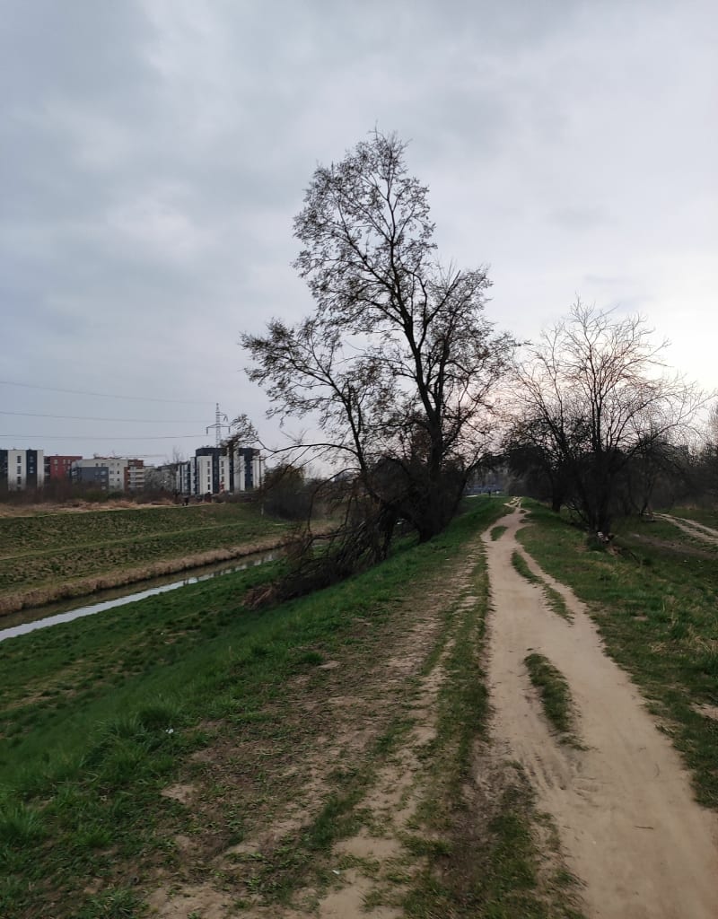 Spacer zakątkami Osiedla Podwawelskiego - Kraków