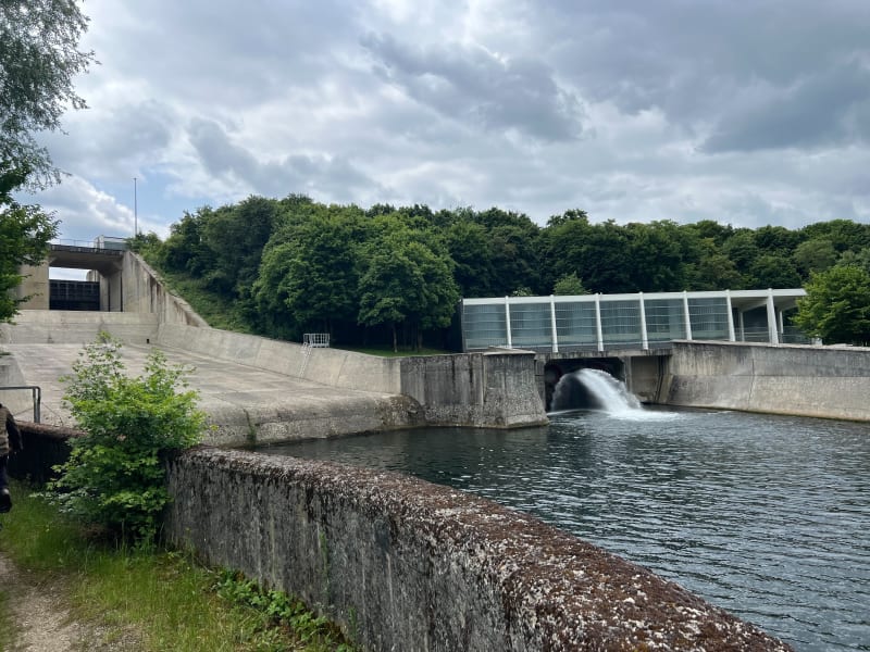 Dam rond het meer van Eau d’Heure - Froidchapelle