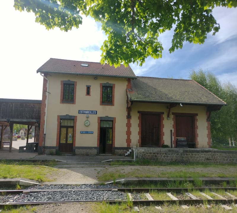 Sur la route du rail à Saint-Just-Saint-Rambert - Saint-Just-Saint-Rambert