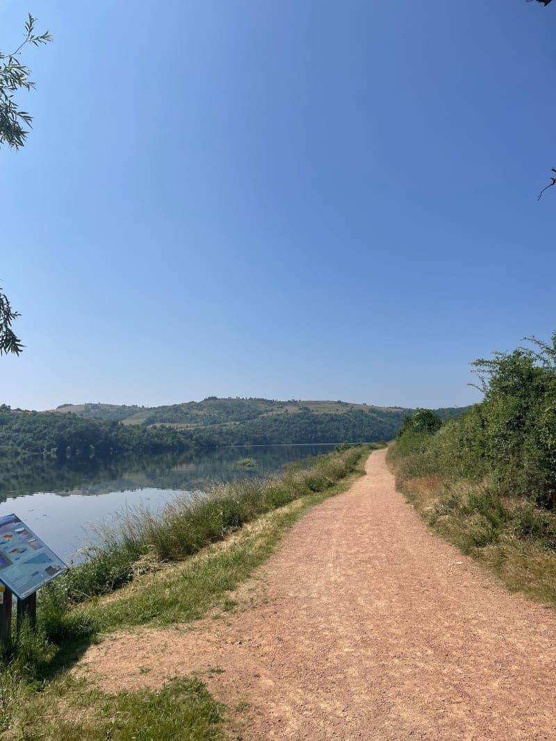 Villerest : Bord de Lac & Golf - Villerest