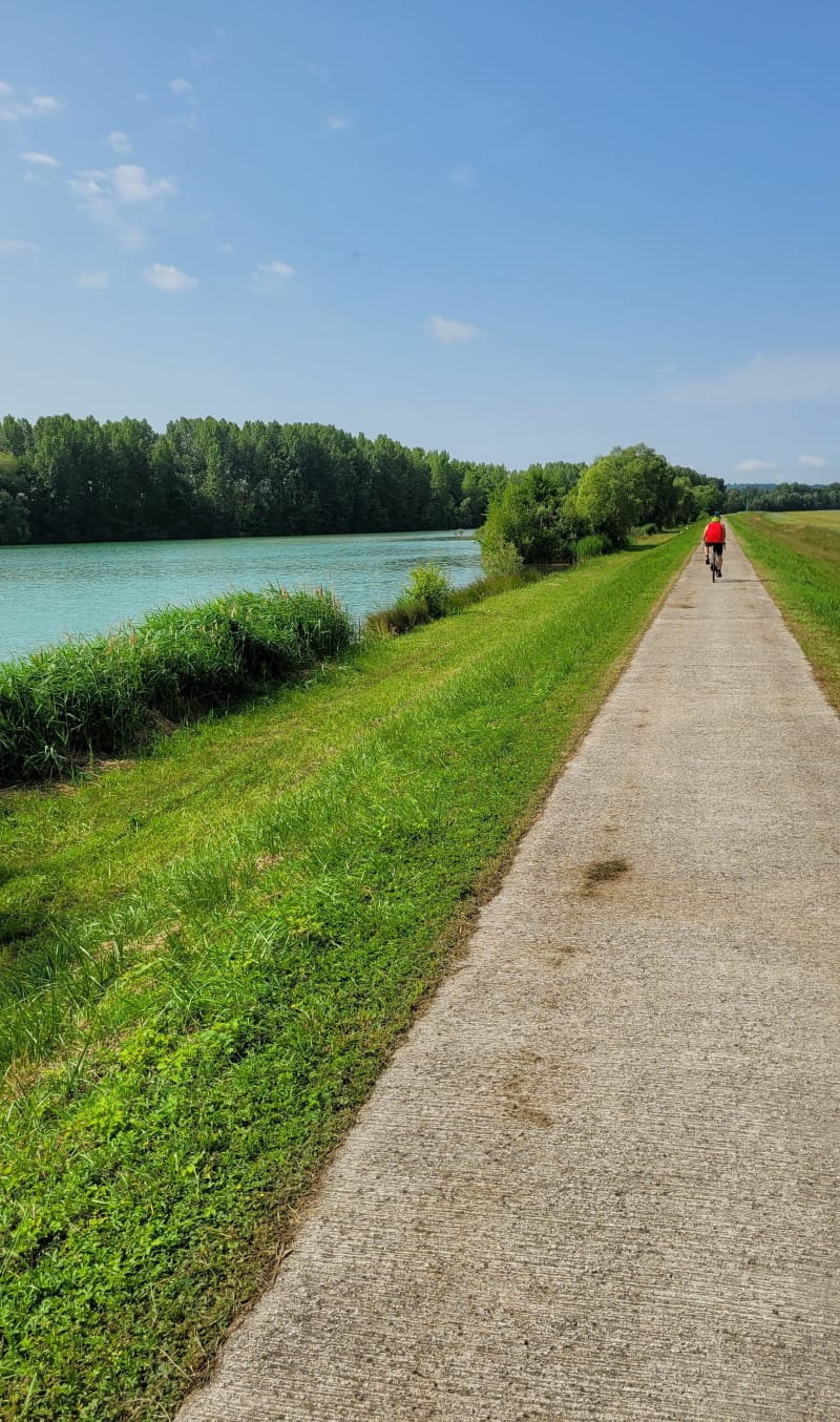 Boucle remplie de verdure à Compiègne - Margny-lès-Compiègne