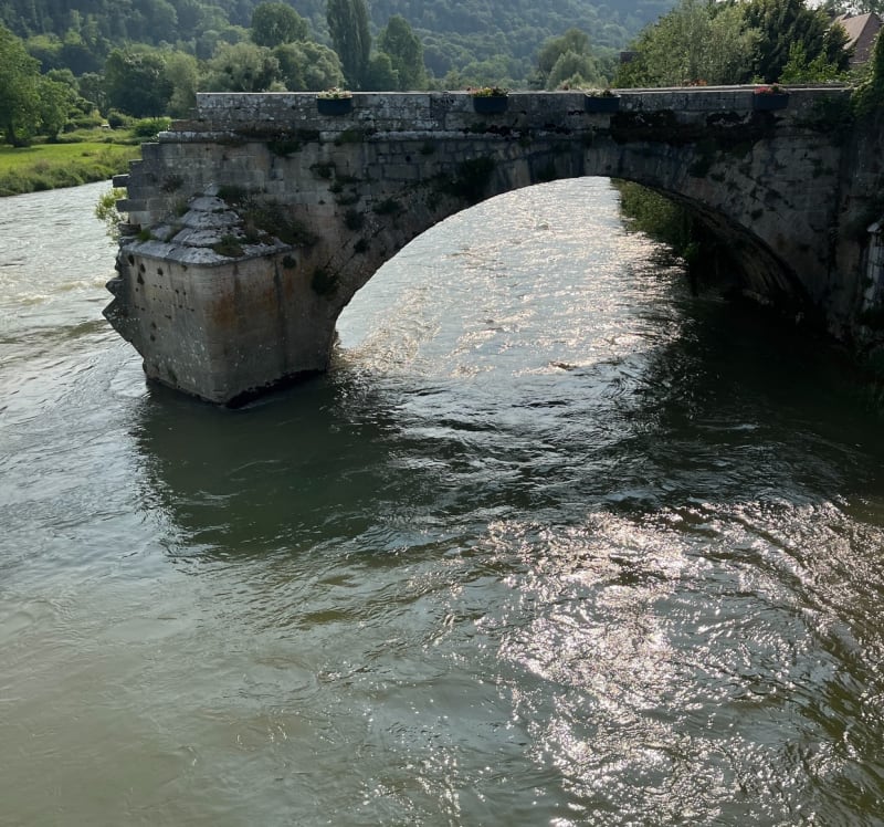 Promenade en bord de la Loue - La Chapelle-sur-Furieuse