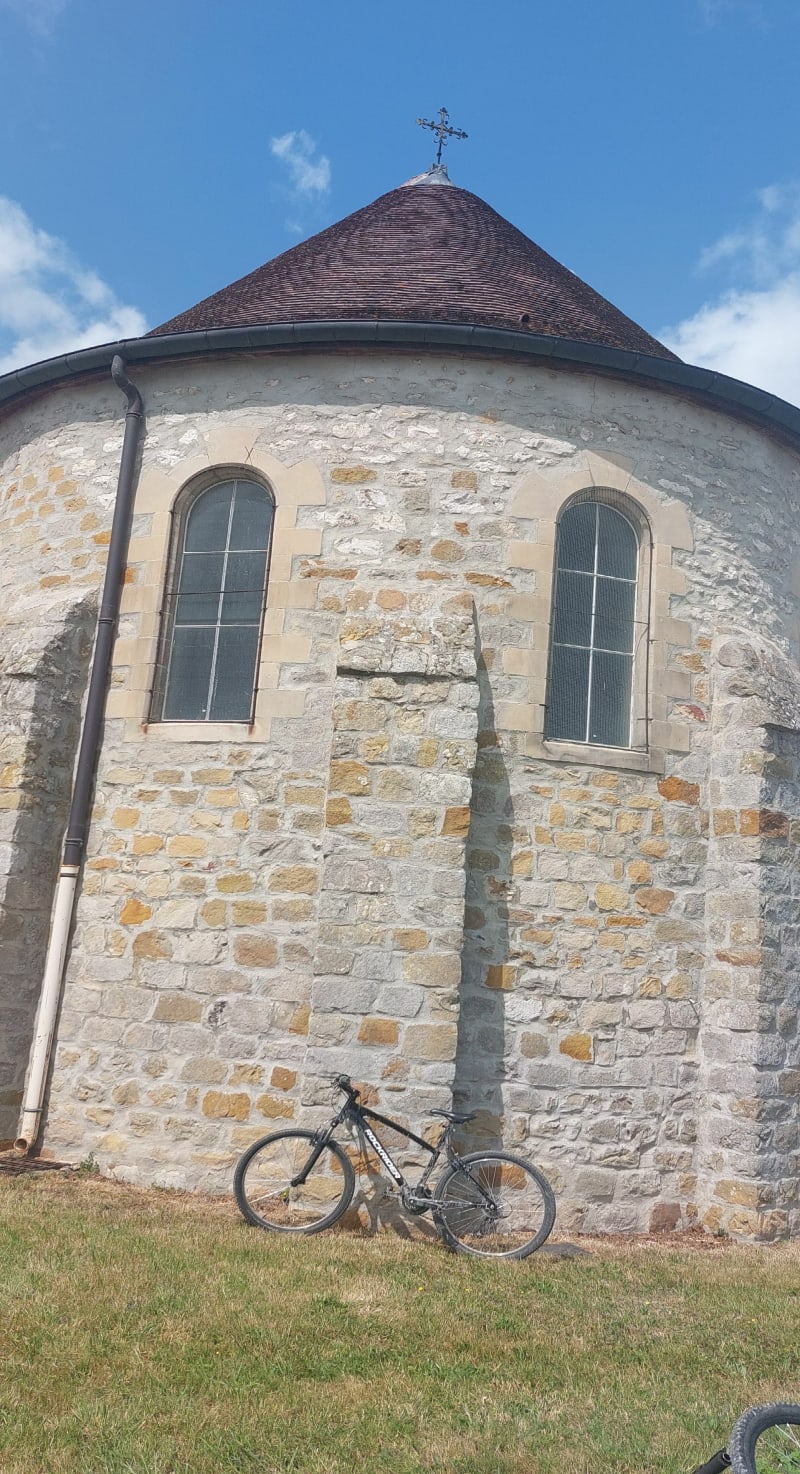 Balade en vélo depuis La Tombe - La Tombe