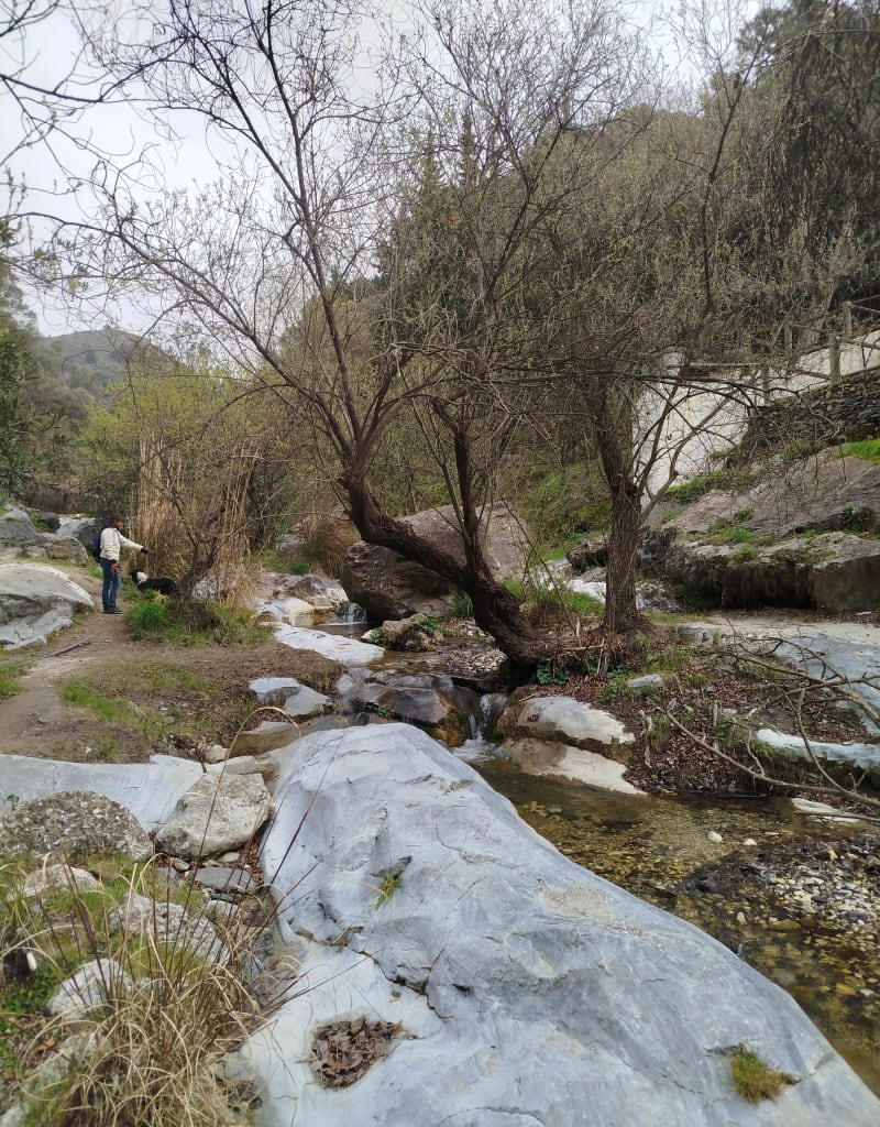 Luz à Canillas de Albaida