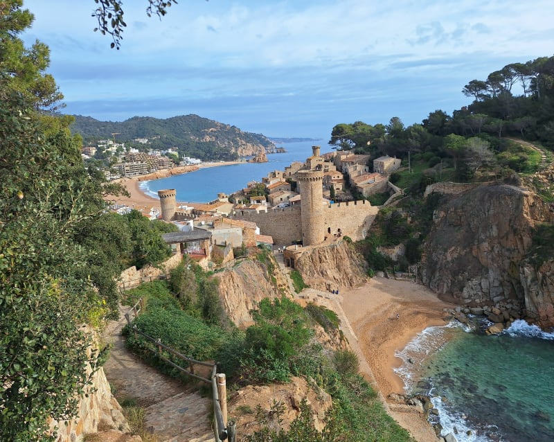 Sentier côtier entre château et calanque de Bona - Tossa de Mar