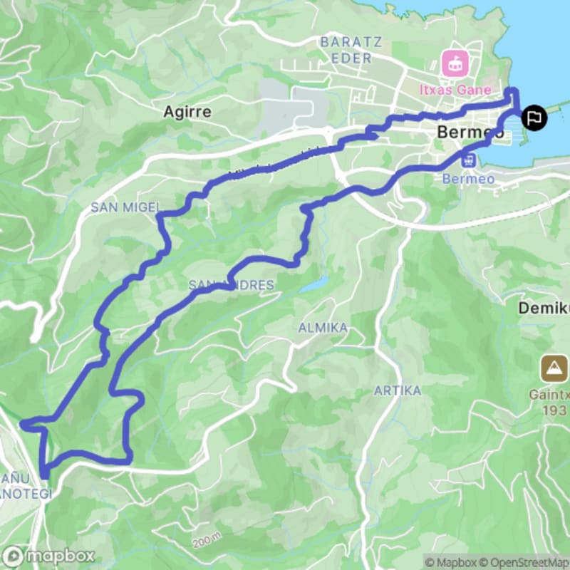 Randonnée à Bermeo, Euskadi : Explorez les sentiers au départ de Fabrica de hielo