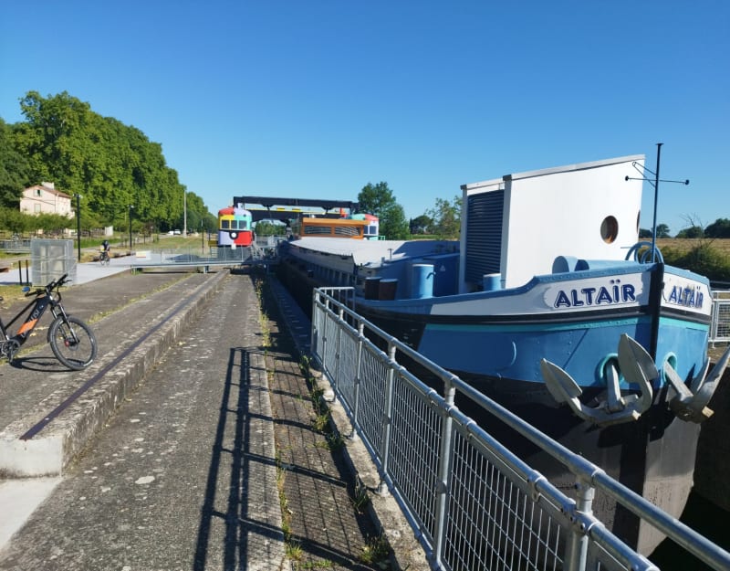 De Montauban à la pente d'eau par le chemin de halage du Can - Montauban