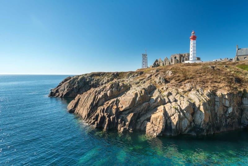 Raguenez à Kercanic : Côte Sauvage et Chaumières - Névez
