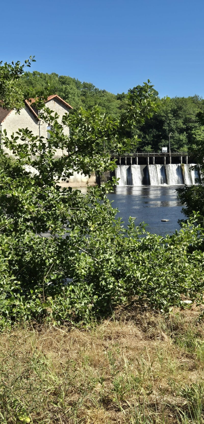 Boucle du cimetière paysager de Panazol au barrage du Palais - Panazol