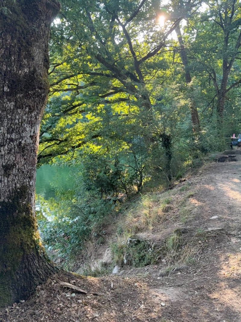 4 routes vers barrage - Le Rouget-Pers