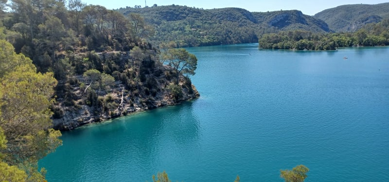 Petite randonnée le long du lac d'Esparron - Esparron-de-Verdon