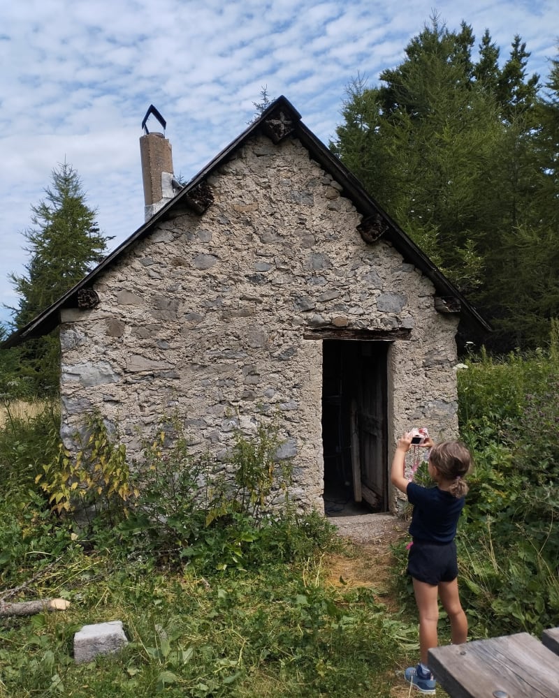 De la chapelle St Etienne à la cabane de pierre - Poligny
