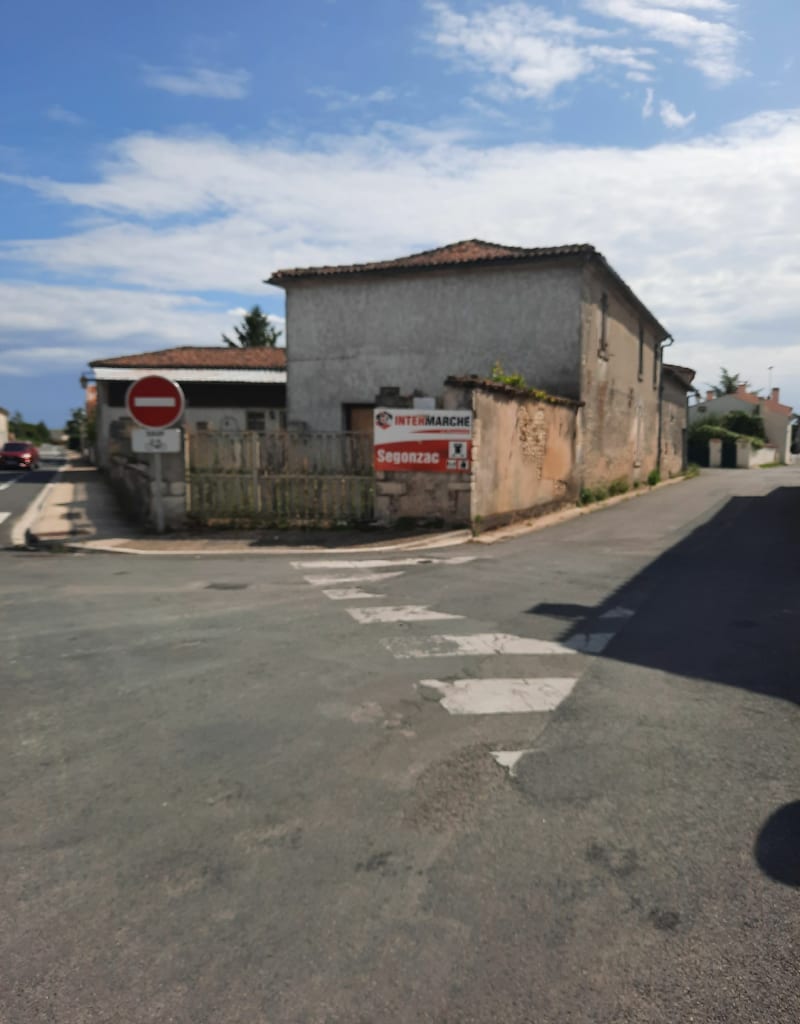Balade dans Gensac-la-Pallue - Gensac-la-Pallue