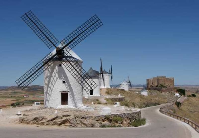 Randonnée à Consuegra : Exploration du Cerro Calderico et Moulins à Vent - Consuegra