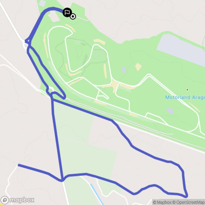 Randonnée à Alcañiz: Exploration des sentiers depuis Curva Marc Márquez #93 - Puig Moreno