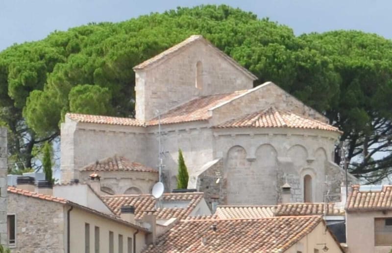 Randonnée à Besalú : Exploration du Pont Romànic et de Santa Maria
