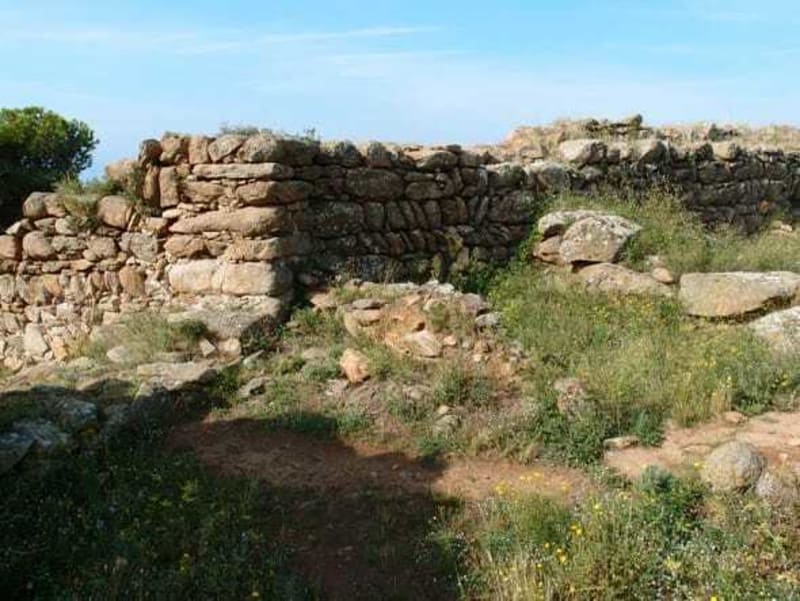 Randonnée à Roses: Exploration du Castrum Visigòtic et du Puig Rom - Roses