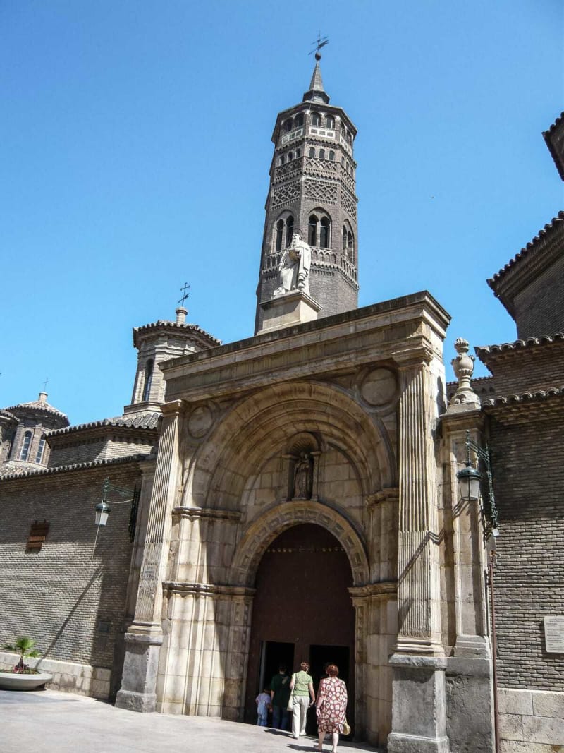 Randonnée à Zaragoza: Découverte d'Oliver et des trésors d'Aragón - Zaragoza