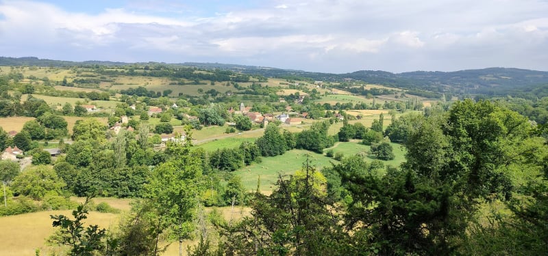 Chemin de randonnée association les trois ponts à Fourmagnac - Fourmagnac