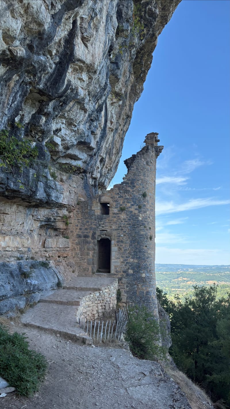 Boucle Loubressac Autoire avec vue panoramique sur Autoire - Loubressac