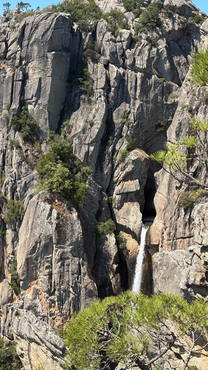 Cascade de Piscia di Ghjaddu - San-Gavino-di-Carbini